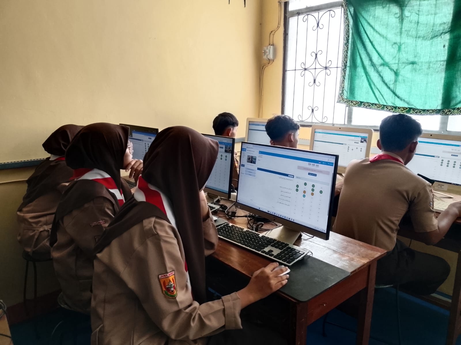MAN 2 Kota Cirebon Dominasi Prestasi di OBA IX Tingkat Kota, Lima Wakilnya Melaju ke Provinsi