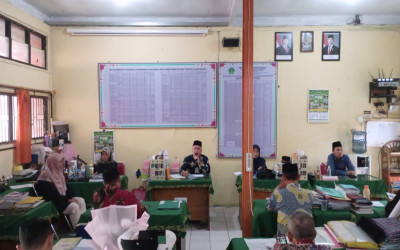 Wujudkan Madrasah MANTAP, MAN 2 Kota Cirebon Sosialisasikan Visi, Misi dan Struktur Organisasi