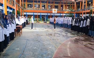 MAN 2 Kota Cirebon Resmi Lepas Peserta PKL dan Buka Posmanda 8